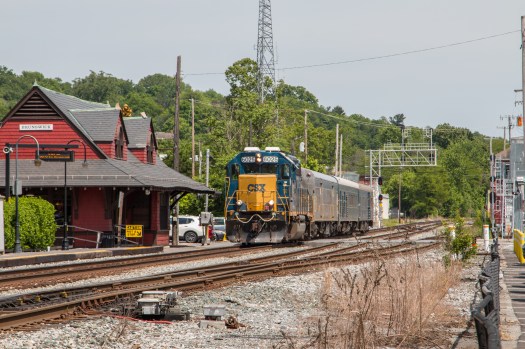 CSX Geometry Train in Brunswick Maryland