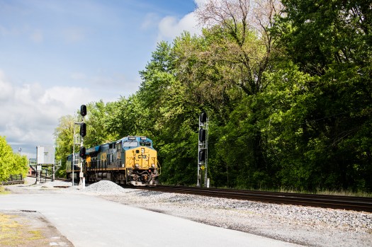 CSX ET44AH 3468 second in line in a light engine move at Point of Rocks